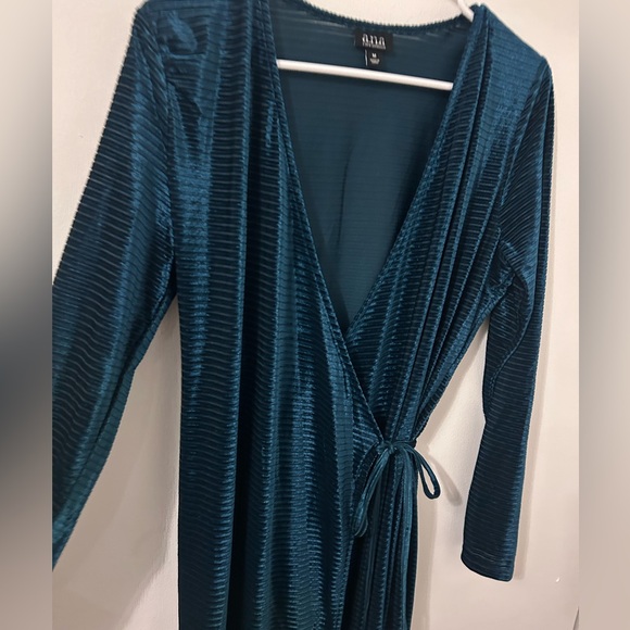Teal Long Sleeve Wrap Dress - Picture 2 of 3